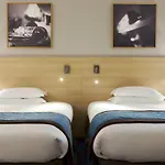 Mercure Paris La Villette Hotel