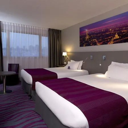 Hotel Mercure 19 Philharmonie La Parigi