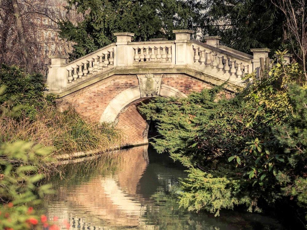 Mercure 19 Philharmonie La Hotel Parigi