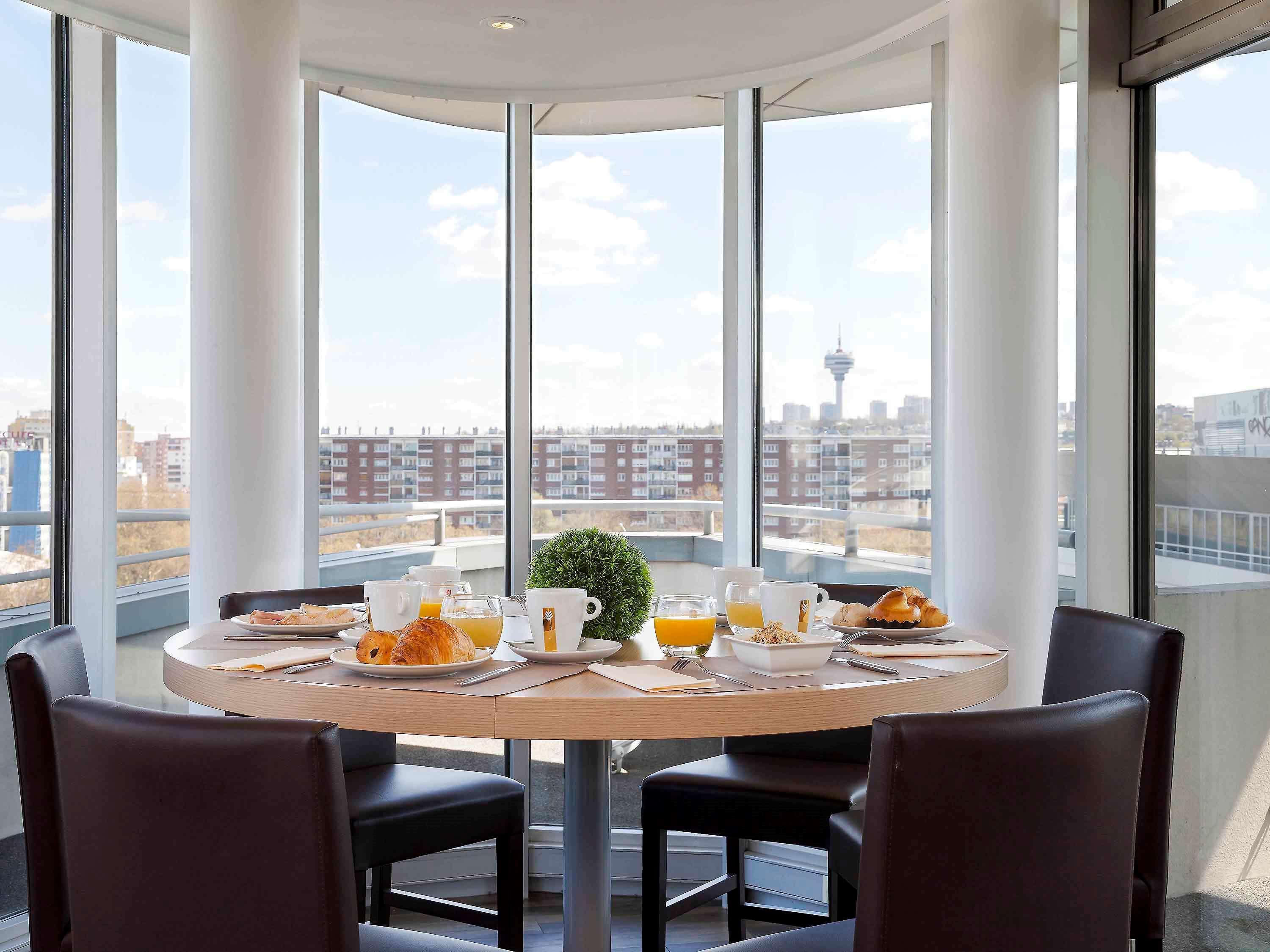 Mercure 19 Philharmonie La Hotel