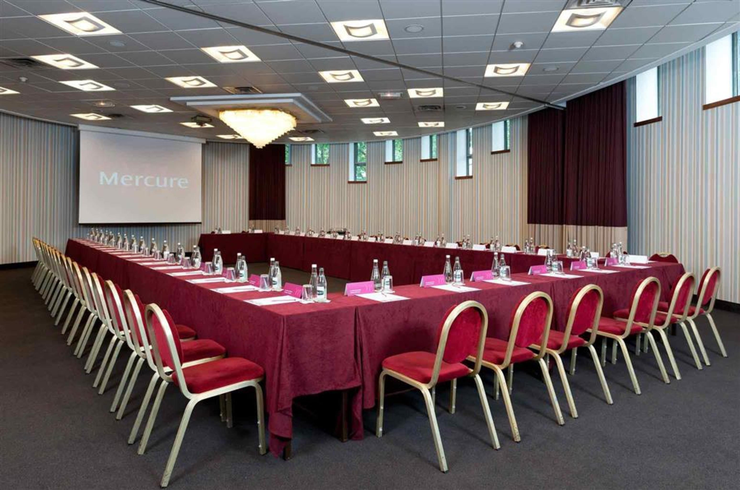 Mercure 19 Philharmonie La Hotel 4*