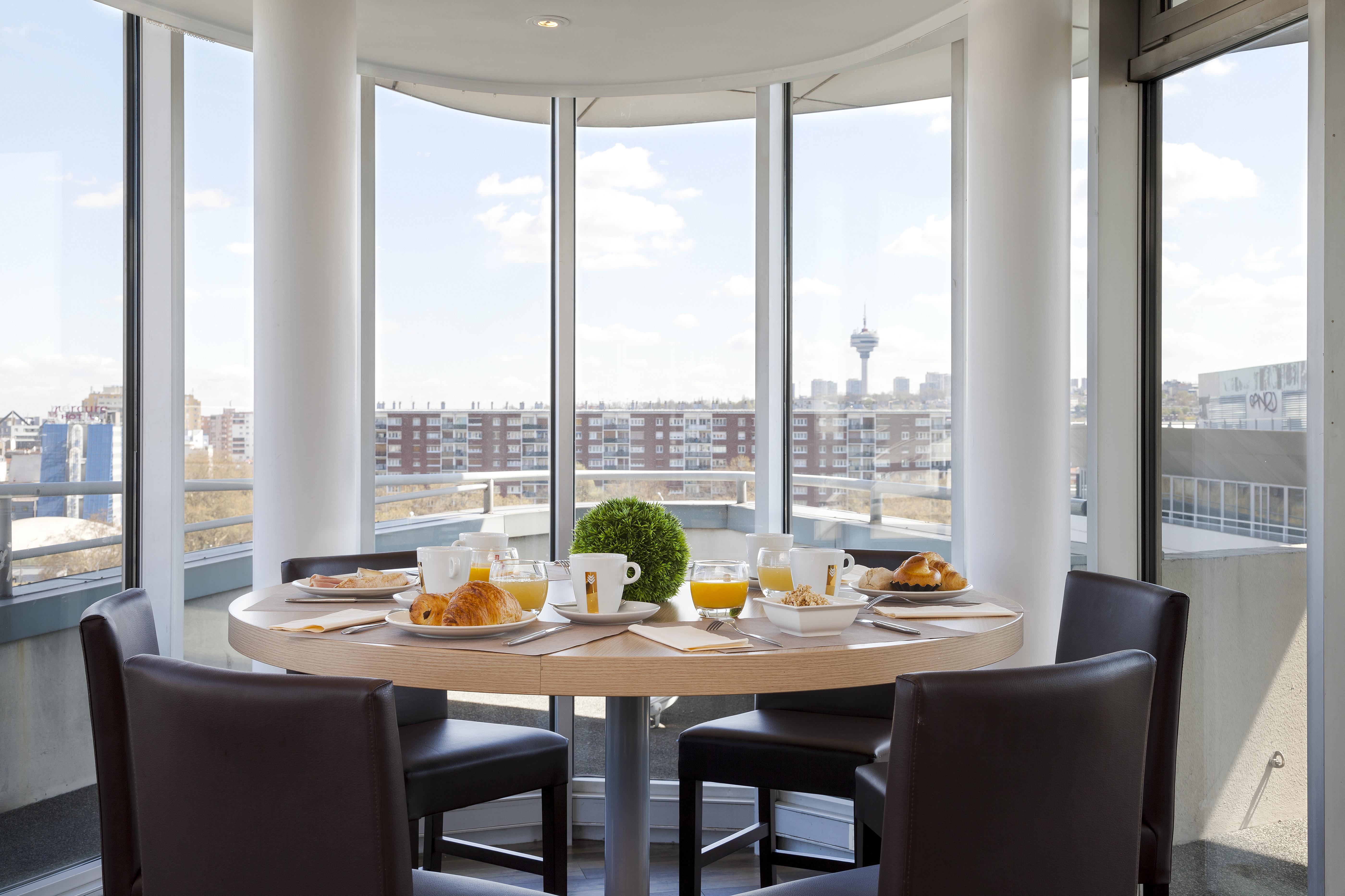 Mercure La Hotel Parigi