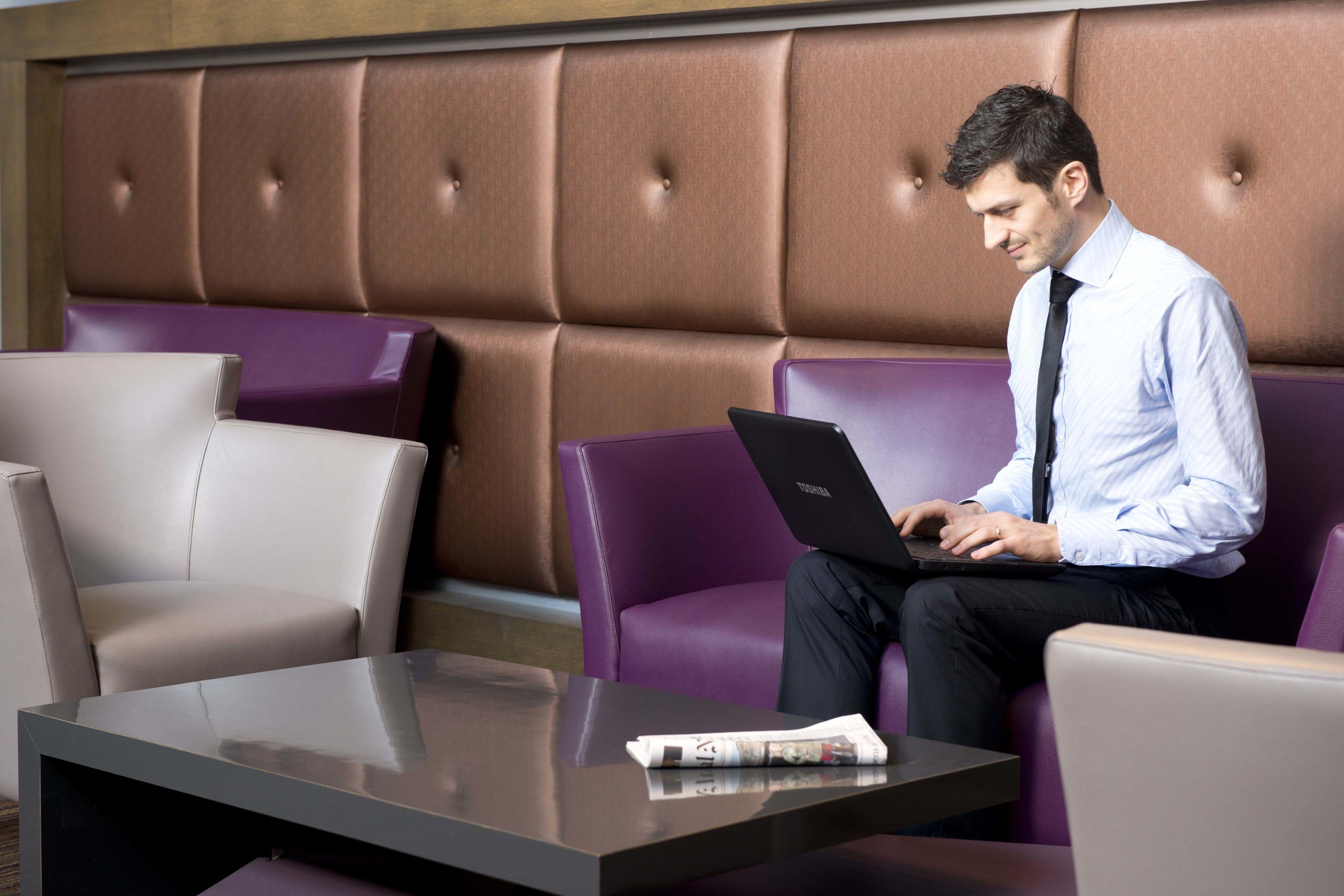 Mercure 19 Philharmonie La Hotel 4*