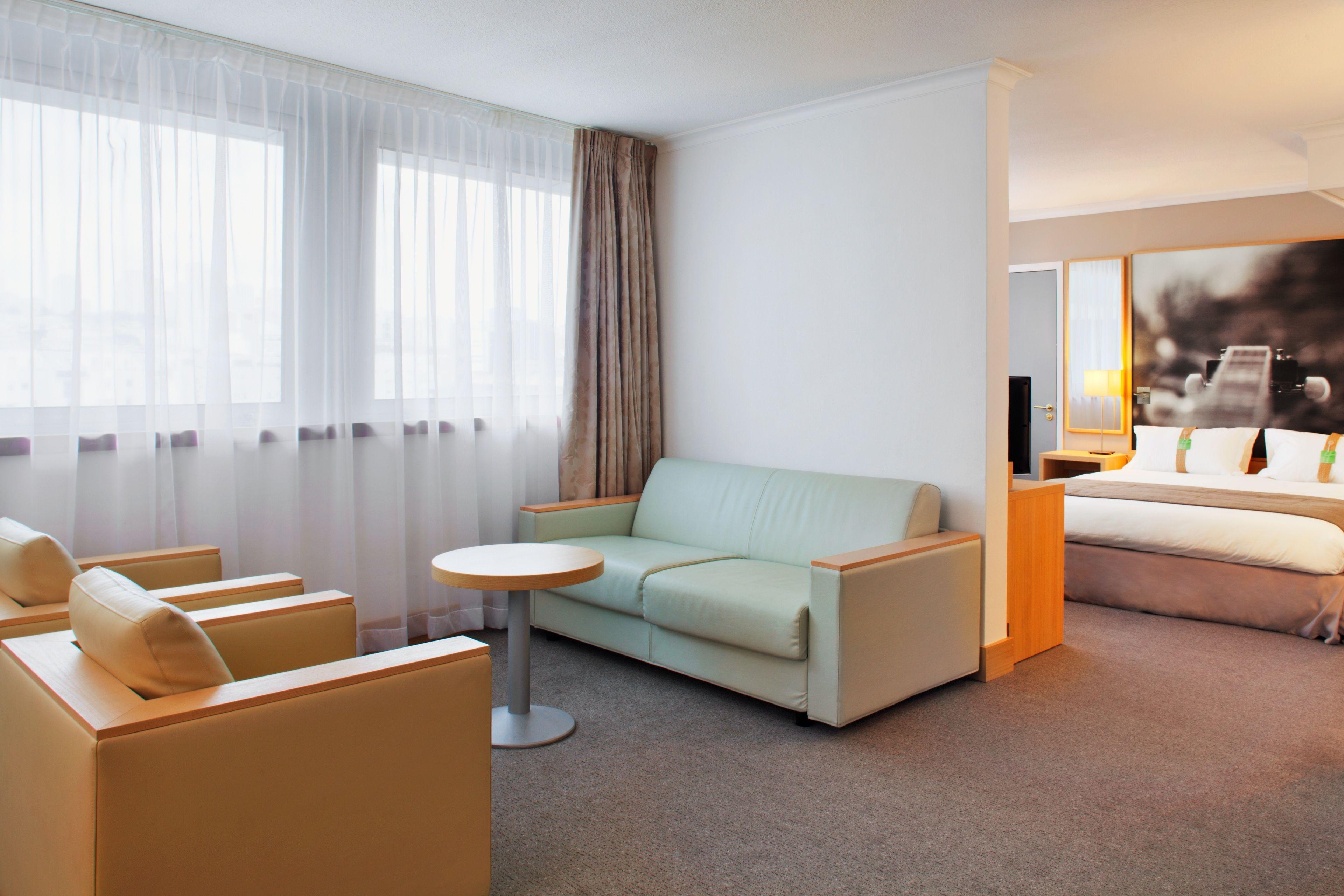 Mercure 19 Philharmonie La