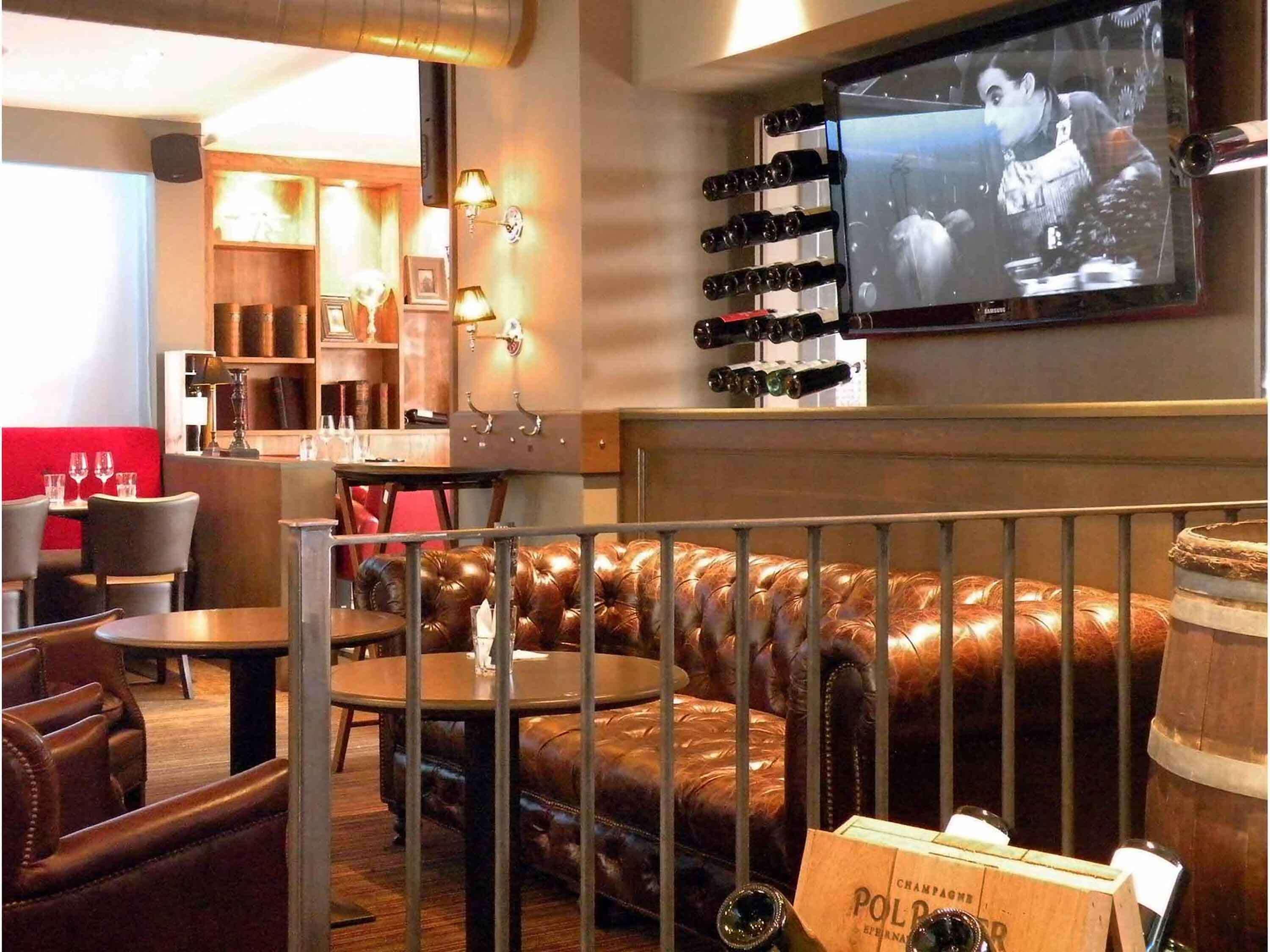 Mercure 19 Philharmonie La Parigi