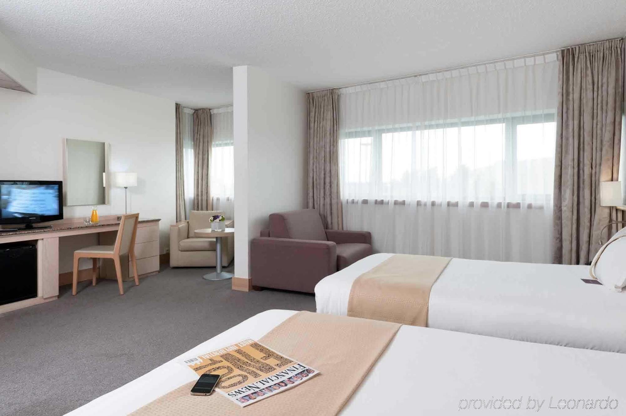 Hotel Mercure La 4*